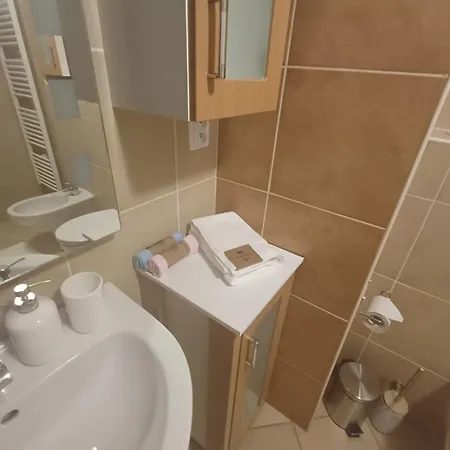 Apartment Vienna Gate, Petrazelka, Kopcianska 10 *