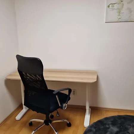 公寓 Vienna Gate, Petrazelka, Kopcianska 10 布拉迪斯拉发